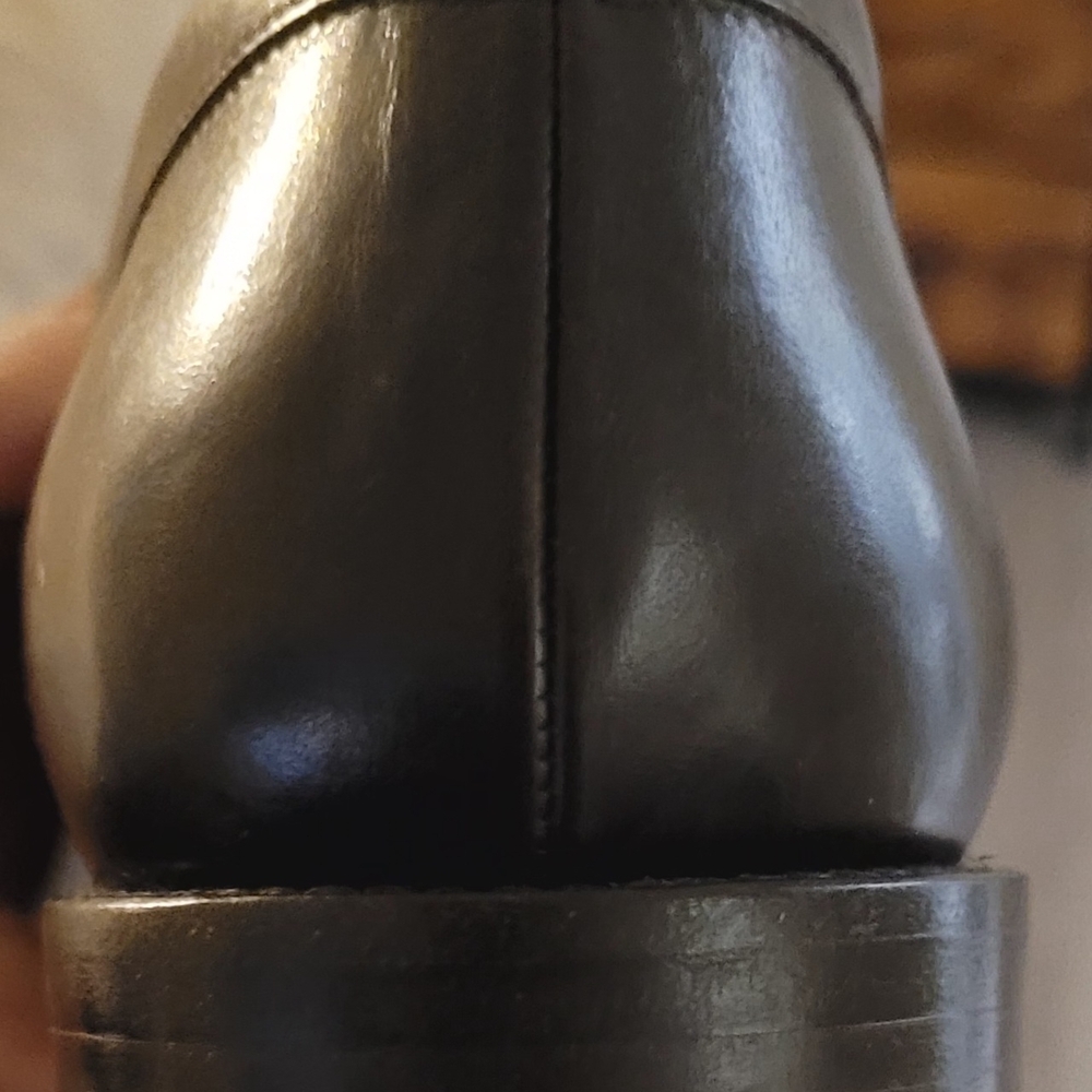 Gucci Black Leather Flats - Picture 3 of 3